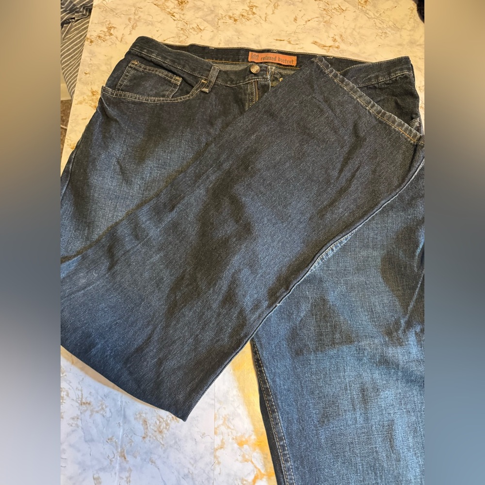 Jeans - Picture 2 of 5